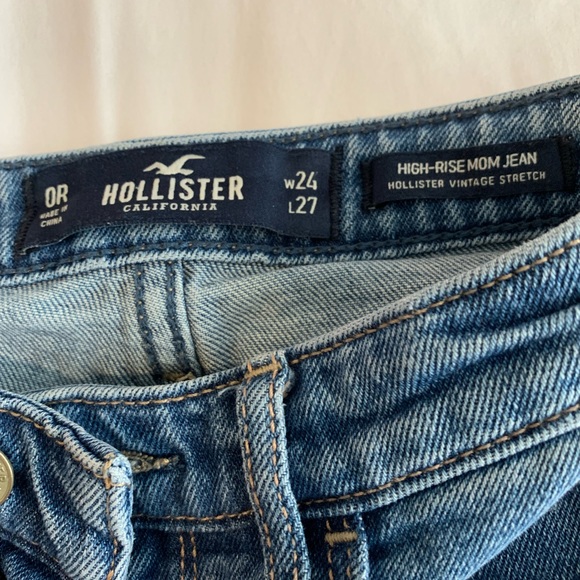 Size 0R, Hollister, high-rise mom jeans - Picture 5 of 5